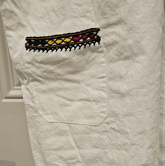 Ethiopian Tradotional  White Embroidered Lion Shirt Size L LIKE NEW - Picture 5 of 6